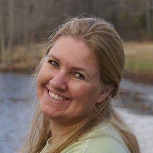 Meet your Posher, Mike and our closet full of Mauri's Memories